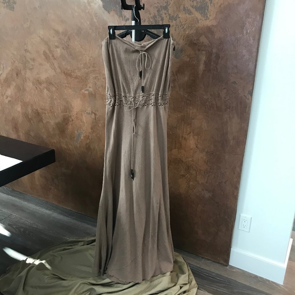 Michelle Jonas strapless summer dress